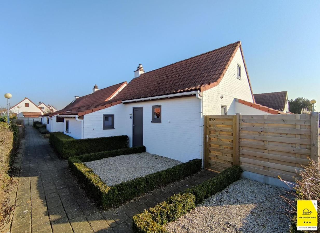 Vakantiehuisje De Haan Esterno foto